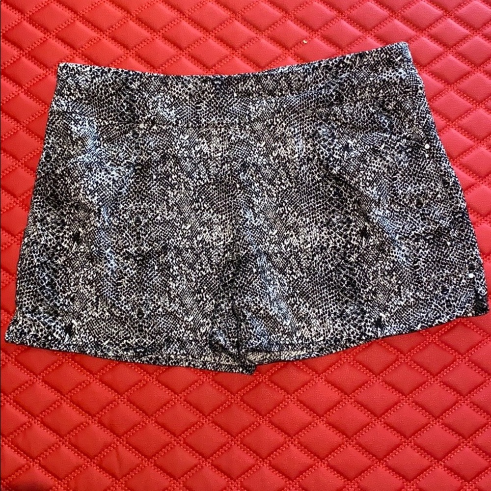 Comfortable International Concept shorts